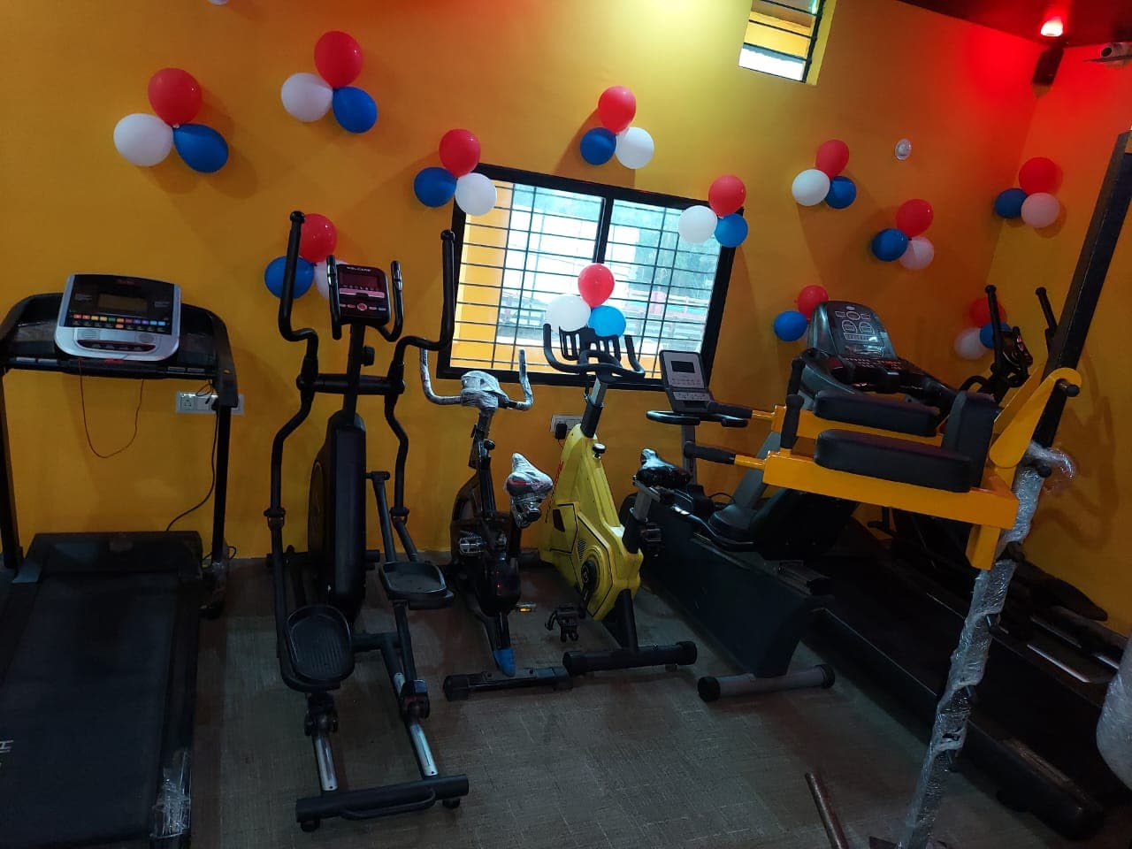 total fitness gym machines hoshangabad