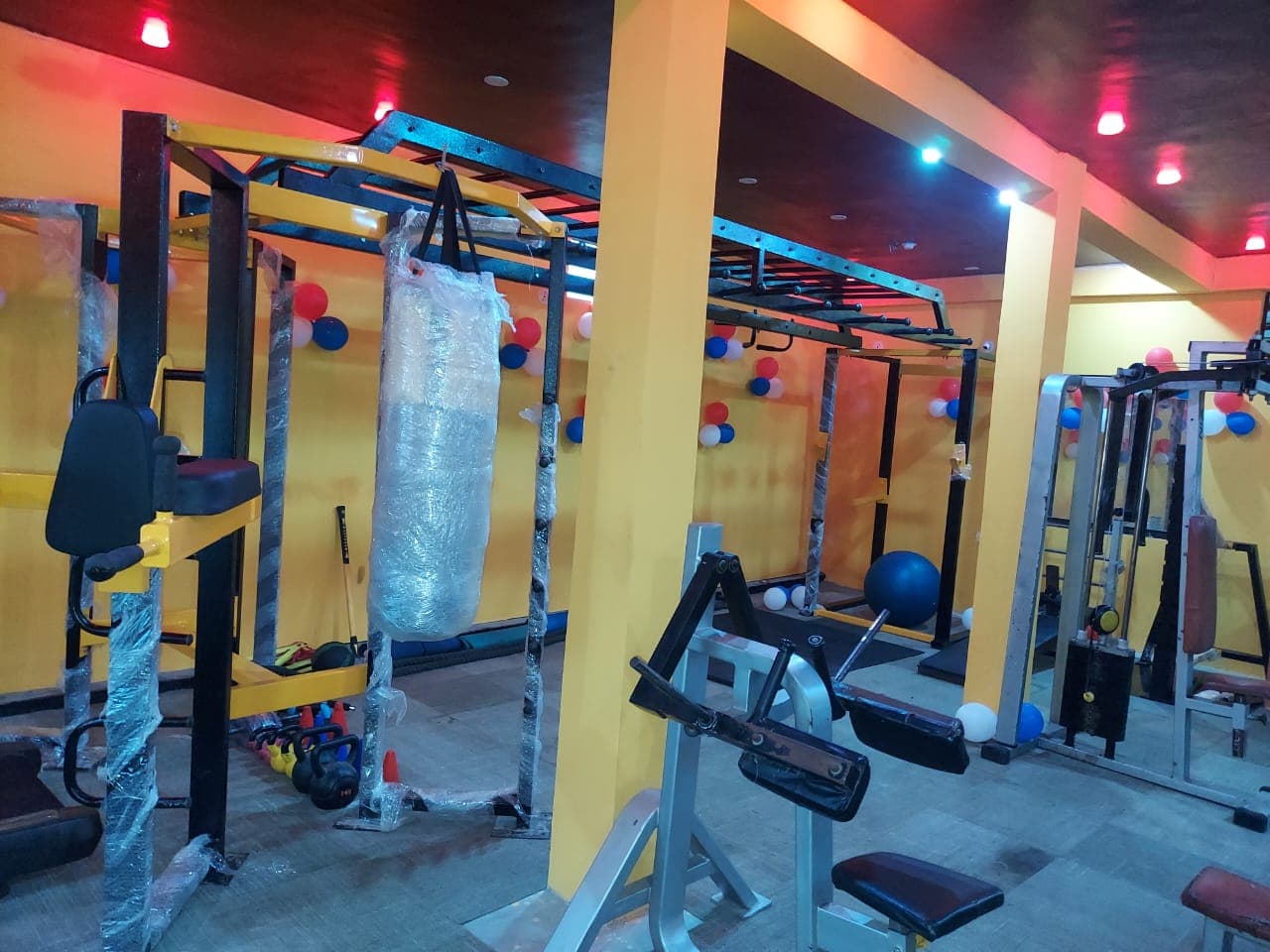 total fitness gym machines hoshangabad
