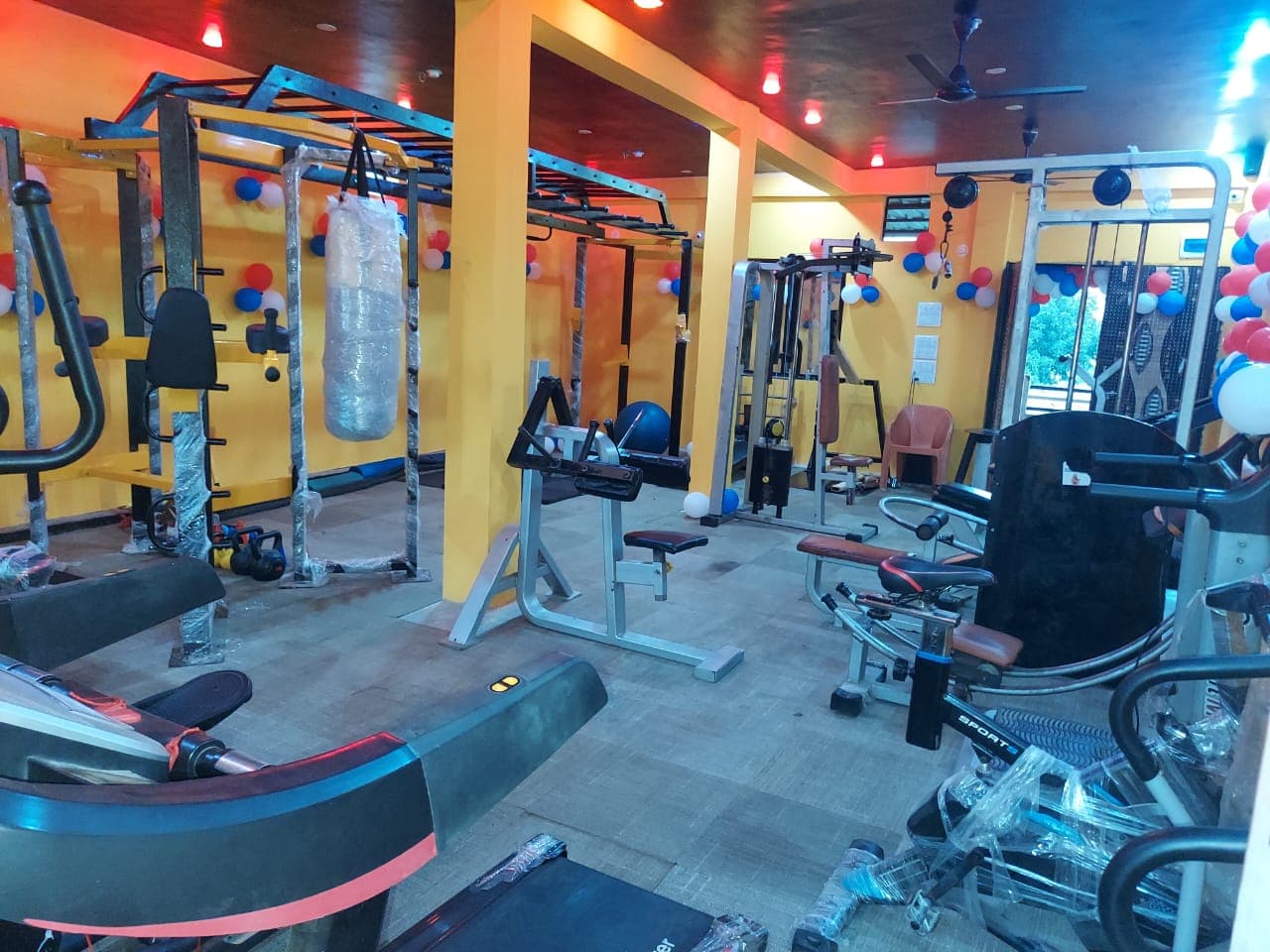 total fitness gym machines hoshangabad